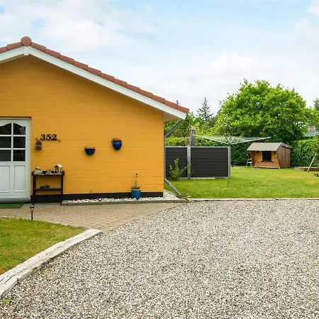 Holiday home Lxvi *